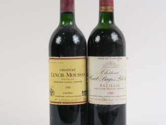 Vente aux enchères 2 BOUTEILLES GCC PAUILLAC 1988 : 1 CHÂTEAU LYNCH MOUSSAS BG - 1 CHÂTEA