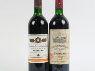 Vente aux enchères 2 BOUTEILLES GCC PAUILLAC 1989 : 1 CHÂTEAU CROIZET BAGES LB - 1 CHÂTEA