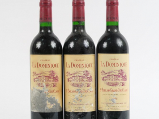 Vente aux enchères 3 BOUTEILLES CHÂTEAU LA DOMINIQUE GCC ST EMILION - 1990 - EA/2 PRÉSUMÉ
