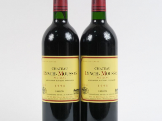 Vente aux enchères 2 BOUTEILLES CHÂTEAU LYNCH MOUSSAS GCC PAUILLAC - 1998 - BG