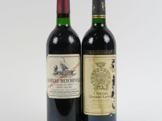 Vente aux enchères 2 BOUTEILLES GCC ST JULIEN : 1 CHÂTEAU BEYCHEVELLE 1986 BG - 1 CHÂTEAU