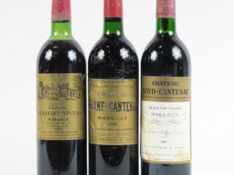 Vente aux enchères 3 BOUTEILLES GCC MARGAUX : 1 CHÂTEAU BRANE CANTENAC 1985 BG - 1 CHÂTEA