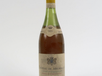 Vente aux enchères 1 BOUTEILLE CHÂTEAU DE MEURSAULT DE MOUCHERON - 1950 - 6 CM/CAPSULE LÉ