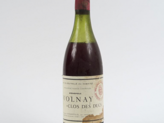 Vente aux enchères 1 BOUTEILLE VOLNAY 1er CRU 'CLOS DES DUCS' MARQUIS D'ANGERVILLE - 1970