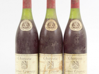 Vente aux enchères 3 BOUTEILLES CHÂTEAU CORTON GRANCEY LOUIS LATOUR - 1971 - 3,5 CM/1 ET/