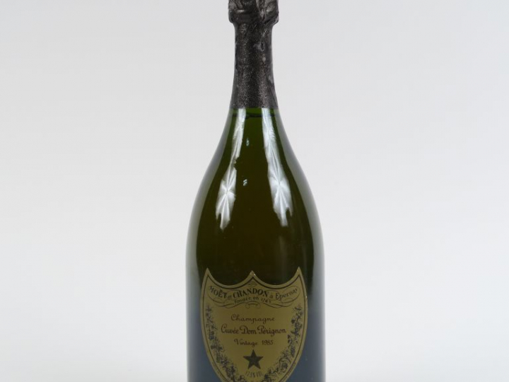 1 BOUTEILLE CHAMPAGNE DOM PÉRIGNON - 1985 - COFFRET - NIVEAU LIMITE CO