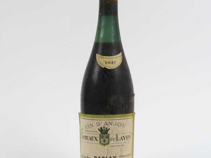1 BOUTEILLE COTEAUX DU LAYON 'CLOS DU MAINE' RABLAY - 1947 - 4,5 CM