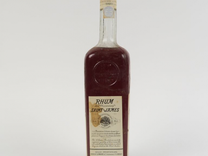 1 VIEILLE BOUTEILLE (1 L) RHUM ST JAMES