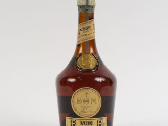Vente aux enchères 1 VIEILLE BOUTEILLE BÉNÉDICTINE DOM 'B AND B' 43°