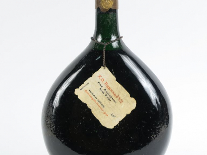 1 FLACON (2 L) FINE ARMAGNAC 'HORS D'ÂGE' XO BERNARD VII - CAPSULE CIR