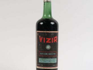 Vente aux enchères 1 VIEILLE BOUTEILLE LIQUEUR DIGESTIVE VIZIR 