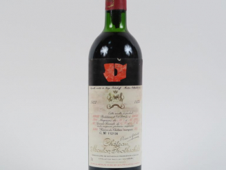 Vente aux enchères 1 BOUTEILLE CHÂTEAU MOUTON ROTHSCHILD 1er GCC PAUILLAC - 1972 - LB