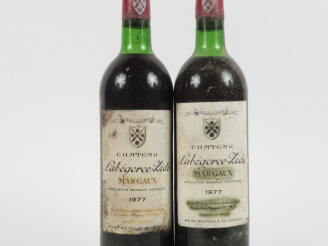Vente aux enchères 2 BOUTEILLES CHÂTEAU LABEGORCE ZEDE MARGAUX - 1977 - 1 LB/1 HEP