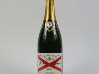 Vente aux enchères 1 BOUTEILLE CHAMPAGNE DE CASTELLANE 'BRUT' - COFFRET