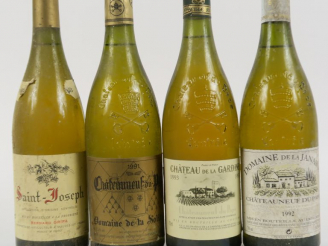 Vente aux enchères 4 BOUTEILLES VALLÉE DU RHÔNE BLANC : 1 SAINT JOSEPH BLANC NM/BLS - 1 C