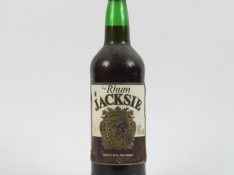 Vente aux enchères 1 BOUTEILLE (1 L) RHUM JACKSIE