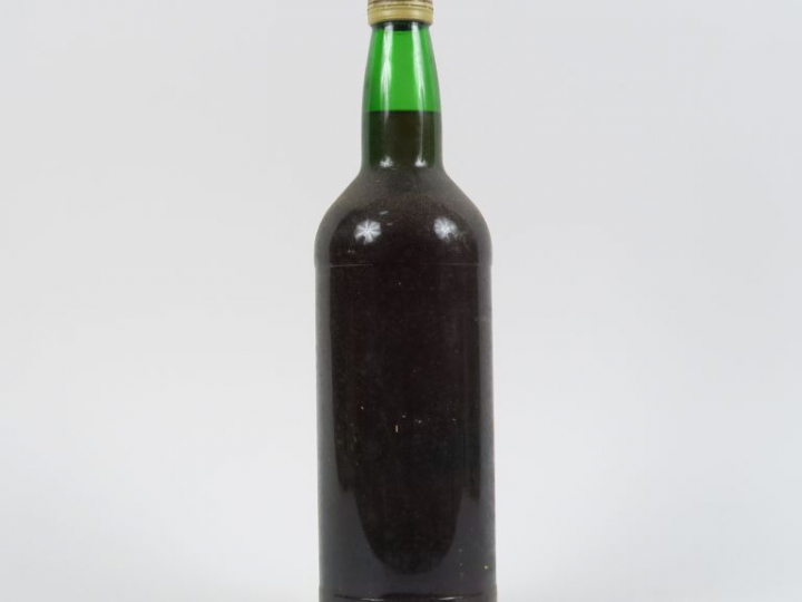 1 BOUTEILLE (1 L) RHUM JACKSIE - SE
