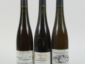 Vente aux enchères 3 BOUTEILLES (50 cl) : 1 COTEAUX DU LAYON CHÂTEAU DE LA ROULERIE 'LES 
