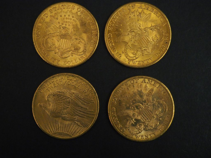 Quatre pièces de 20 Dollars or, 1900, 1904 (x2) et 1908. FRAIS ACHETEU