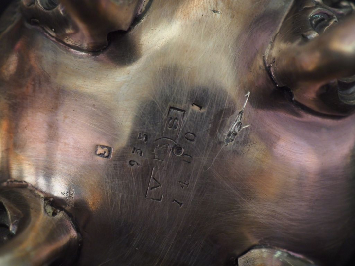 Pot à lait Napoléon III en argent, à décor de côtes torses et rocaille
