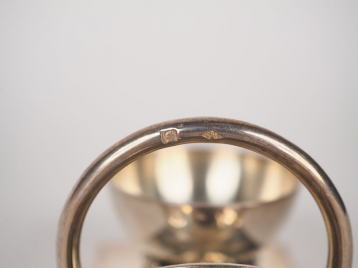 DESPREZ. Saleron double en argent, poinçon Minerve. Monogrammé JD. Dim