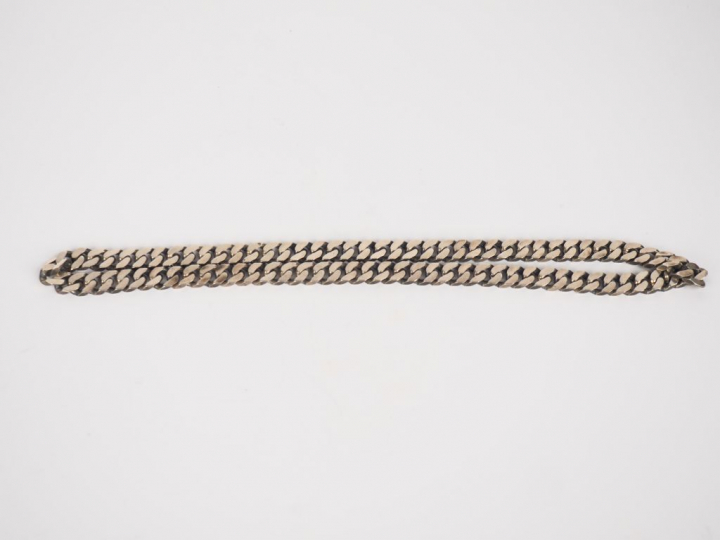 DESPREZ. (attribué à) Collier maille forçat en argent. Poids : 128 g.