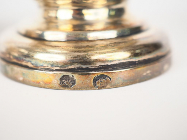 Paire de burettes fin XVIIIème - début XIXème en argent, poinçon au co