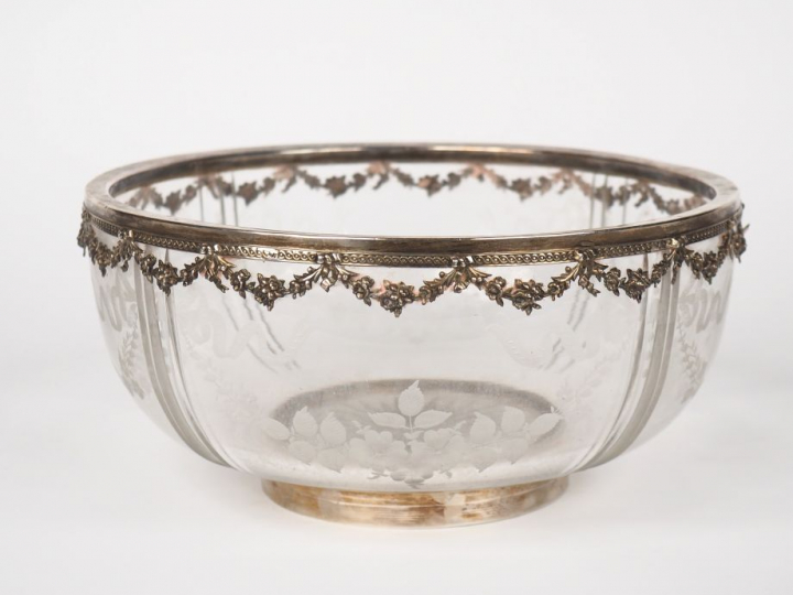 	Jatte à crème de style Louis XVI en cristal et argent, poinçon Minerv