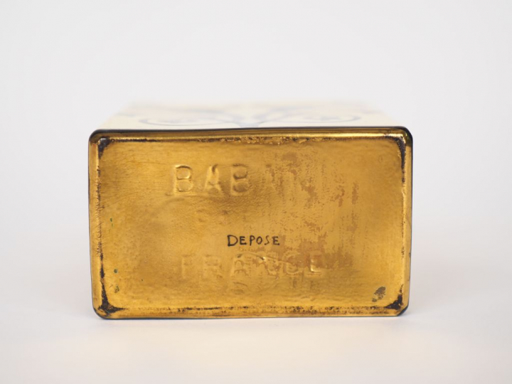 BABANI.  "Ambre de Delhi" Flacon de parfum de section rectangulaire, é