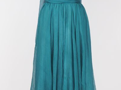 Robe et écharpe en mousseline de couleur turquoise conçues par Pier Lu