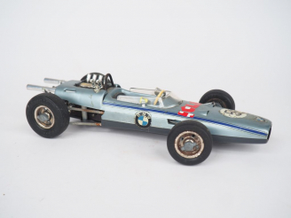 Vente aux enchères SCHUCO 1072 BMW Formule 2, état d'usage (avec accident).
