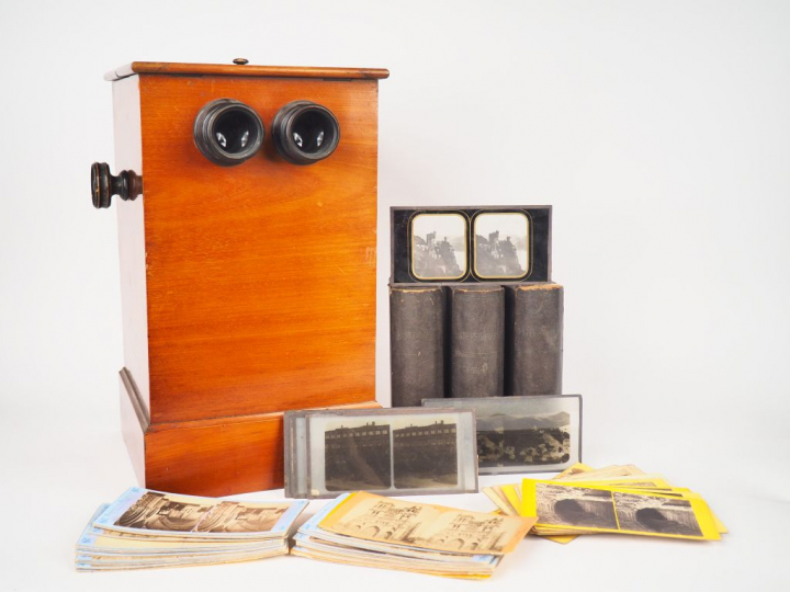 Visionneuse stéréoscopique et lot important de vues sur la France, l'E