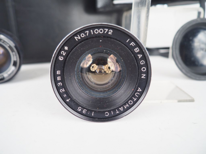 IFBAFLEX avec objectifs et sacoche : TAMRON ZOOM 1 : 3.5/f=38-100mm n°