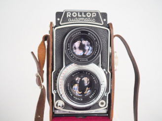 Vente aux enchères ROLLOP AUTOMATIC avec objectifs 1 : 2.8/f=8cm et sa housse.