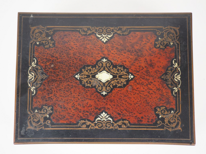 Coffret Napoléon III en marqueterie Boulle. (petits manques et acciden