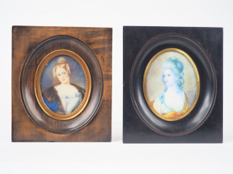 Vente aux enchères ANDRE. "Portrait de jeune femme au sautoir de perles". Miniature signé