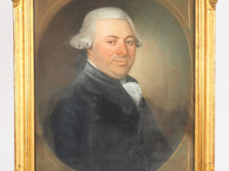 Vente aux enchères Ecole française fin XVIIIème début XIXème "Portrait de gentilhomme". P