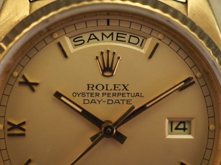 ROLEX Day Date Réf. 18038 No. 6128682 Montre bracelet en or 18k (750).