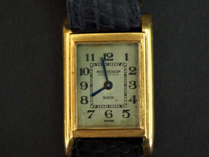 JAEGER LECOULTRE, Duo Plan Montre bracelet, boitier en or jaune.  Cadr