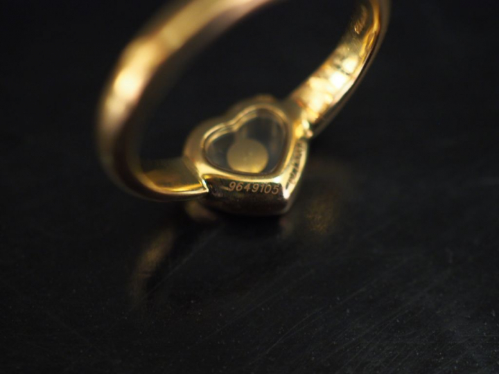 	CHOPARD, Happy Diamond Petite bague en or jaune en forme de coeur, re