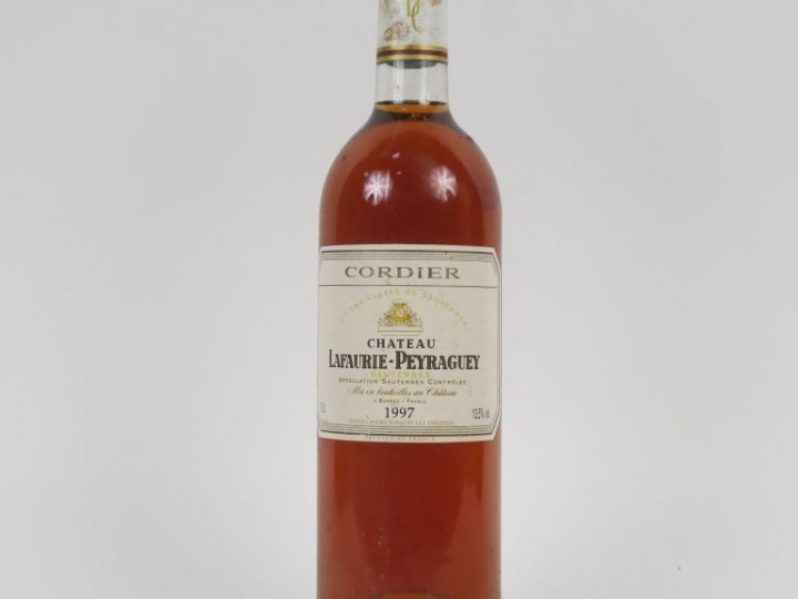 1 BOUTEILLE CHÂTEAU LAFAURIE PEYRAGUEY 1er CC SAUTERNES - 1997 - BG