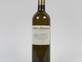 Vente aux enchères 1 BOUTEILLE L'ESPRIT DE CHEVALIER GRAVES - 2005