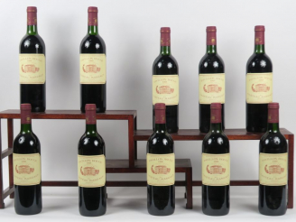 Vente aux enchères 10 BOUTEILLES PAVILLON ROUGE DU CHÂTEAU MARGAUX - 1988 - CBO - 2 BG/6 
