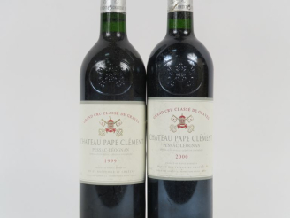 Vente aux enchères 2 BOUTEILLES CHÂTEAU PAPE CLEMENT GCC GRAVES : 1 de 1999 - 1 de 2000