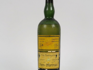 Vente aux enchères 1 BOUTEILLE CHARTREUSE VERTE PÉRIODE 1936-1941