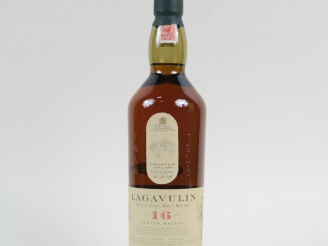 Vente aux enchères 1 BOUTEILLE WHISKY LAGAVULIN 16 ANS 43° - COFFRET