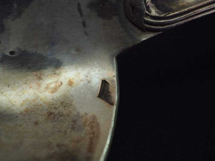 Cuillère à ragoût de style Louis XVI en argent, poinçon Minerve, à déc