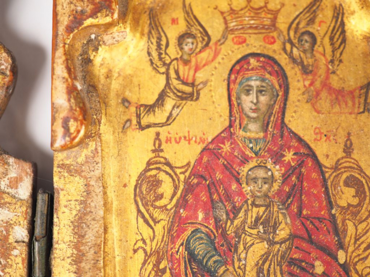 Tryptique de la Vierge du Signe couronnée. Grèce, XVIIIème.  Peinture 