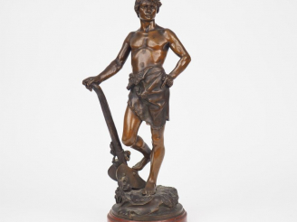 Vente aux enchères E .BOFILL. " Le laboureur " Sculpture en bronze à patine brune.  Signé