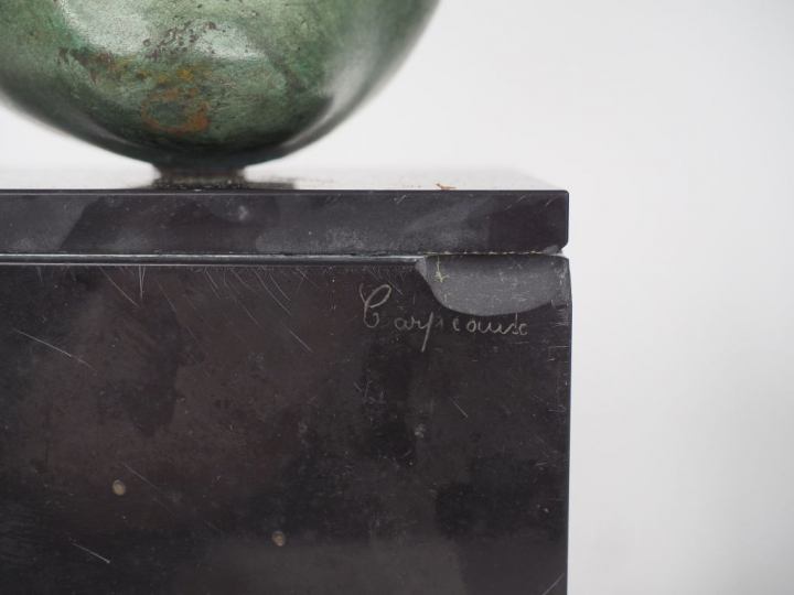 CARPEAUX (d'après). "Visage de jeune fille" Sculpture en bronze à pati